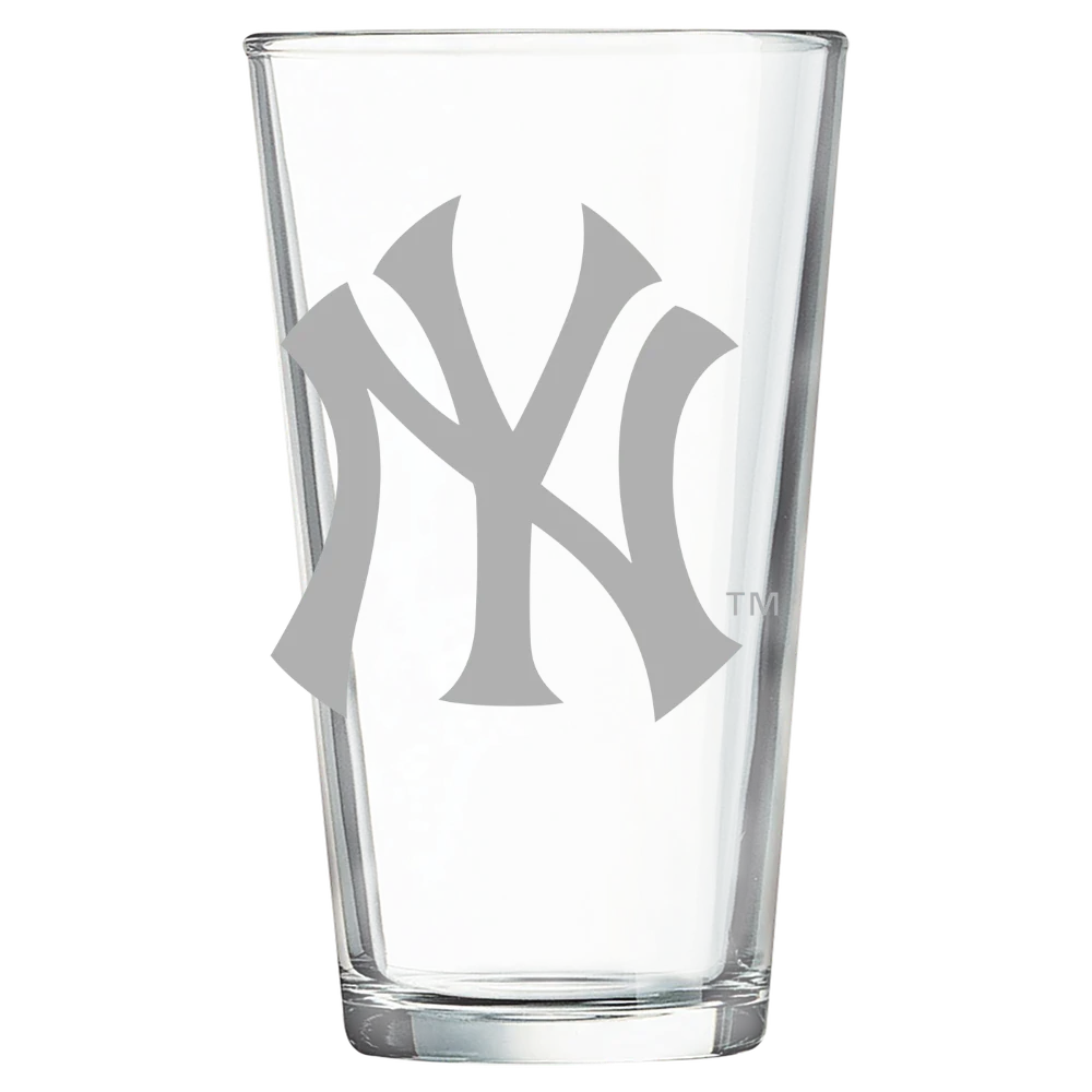 New York Yankees Polar Camel 16 oz. Pint Mixing Glass