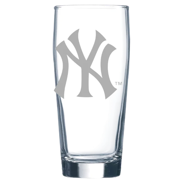 New York Yankees Polar Camel 16 oz. Willi Becher Beer Glass