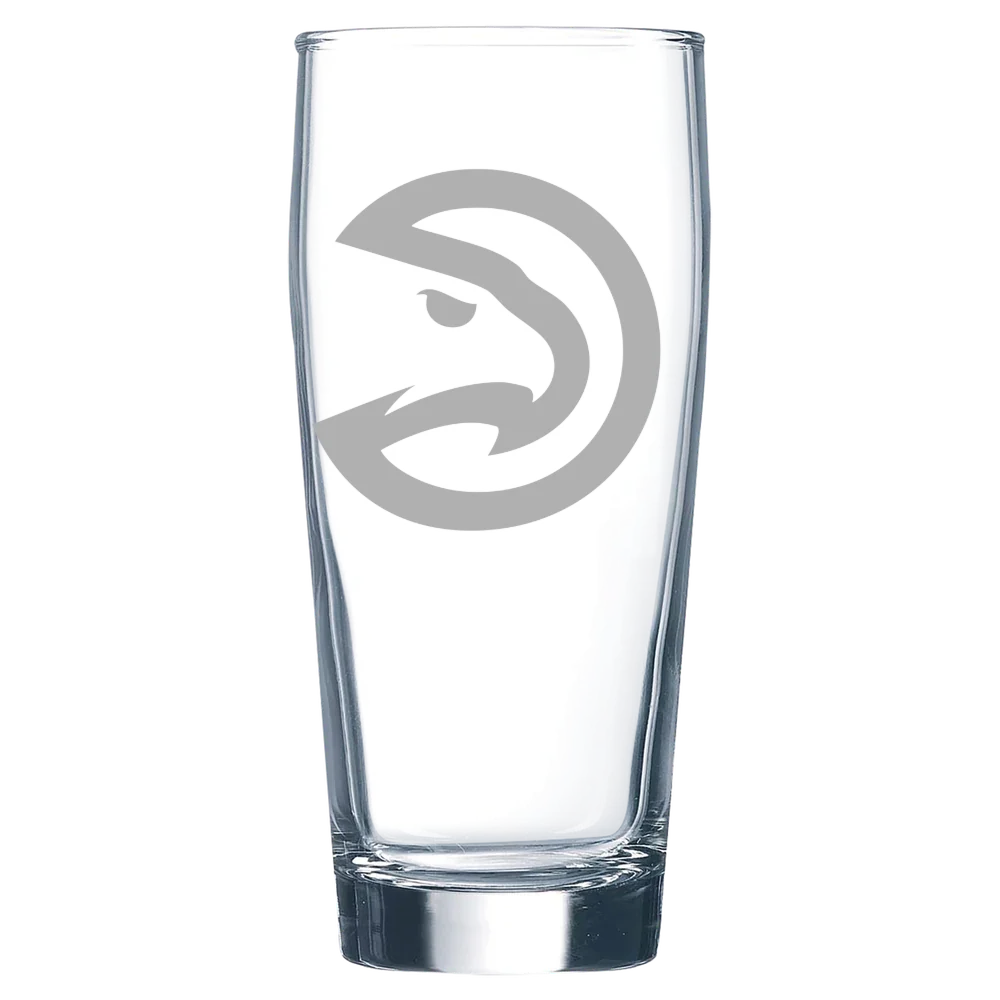 Atlanta Hawks Polar Camel 16 oz. Willi Becher Beer Glass