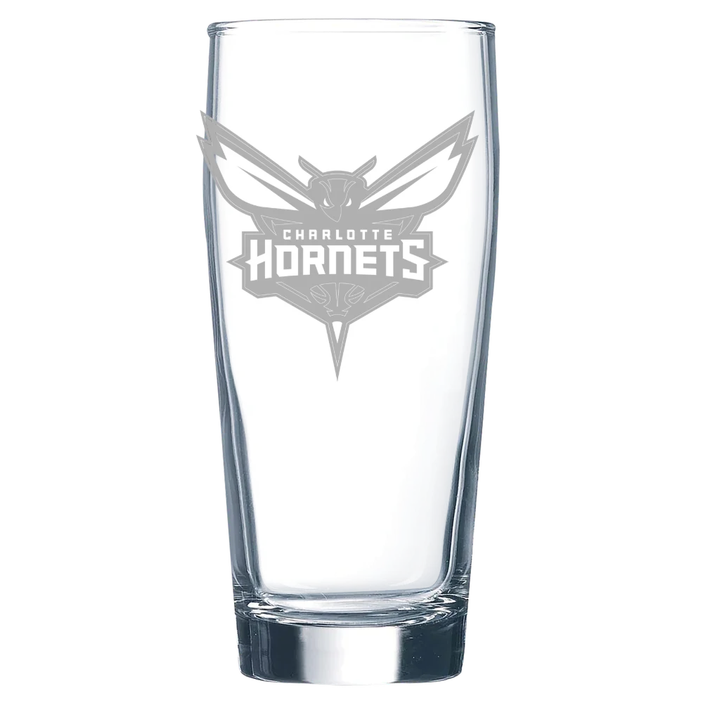 Charlotte Hornets Polar Camel 16 oz. Willi Becher Beer Glass