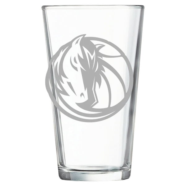 Dallas Mavericks Polar Camel 16 oz. Pint Mixing Glass