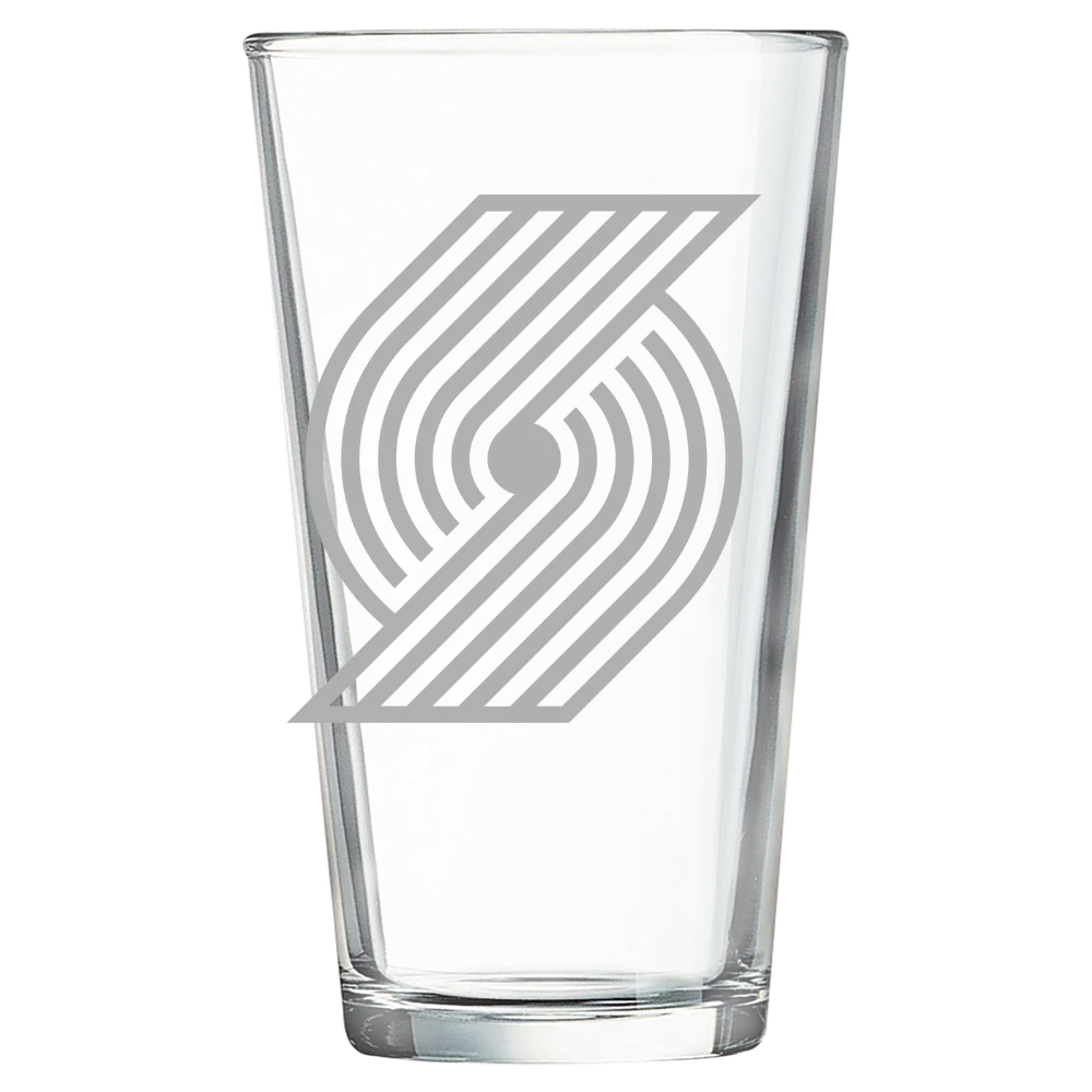 Portland Trail Blazers Polar Camel 16 oz. Pint Mixing Glass