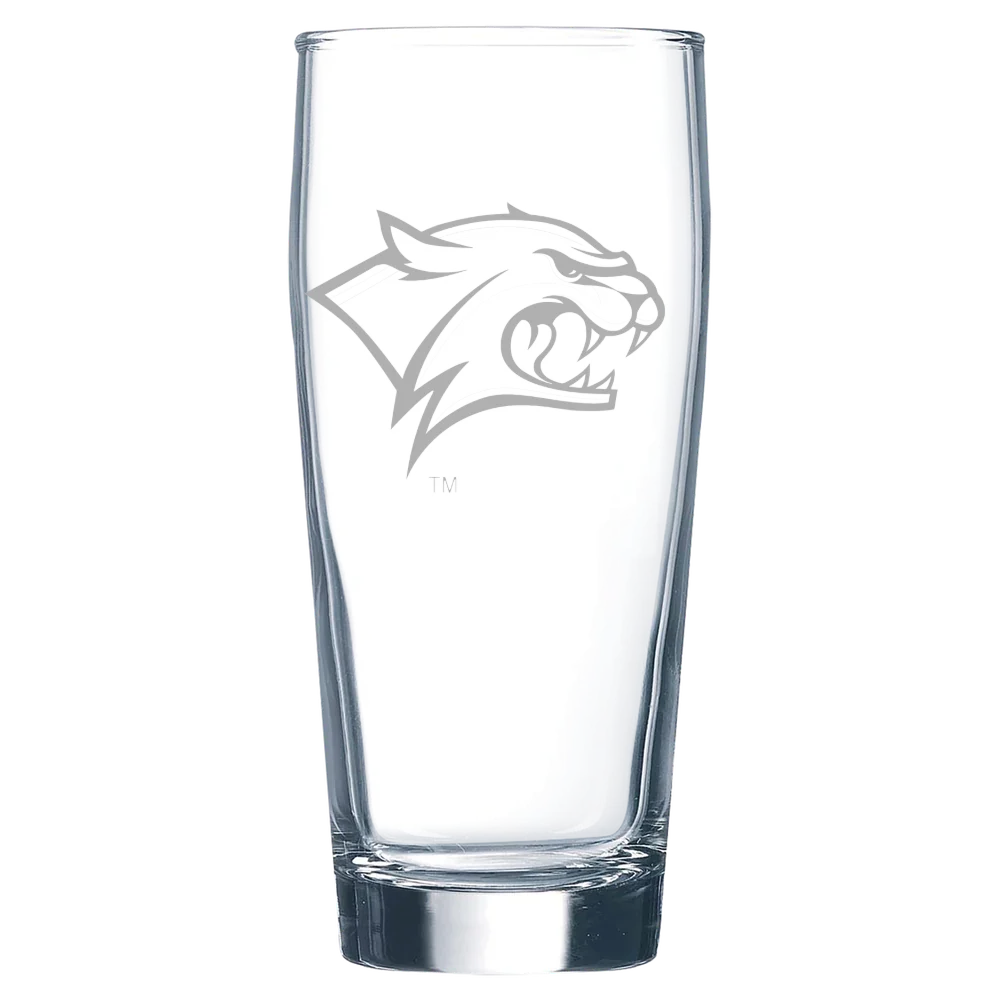 University of New Hampshire Polar Camel 16 oz. Willi Becher Beer Glass