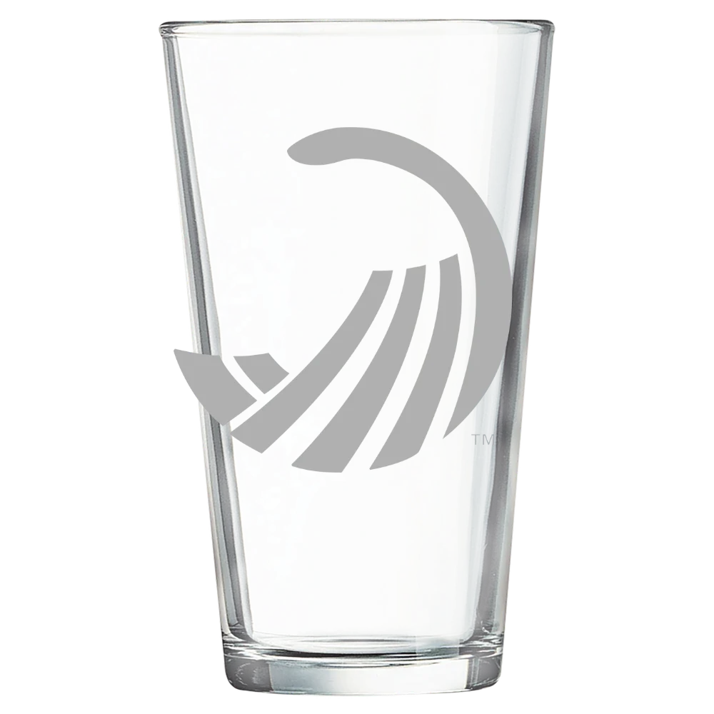 Salve Regina University Polar Camel 16 oz. Pint Mixing Glass