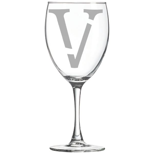 Vassar College Polar Camel 10 1/2 oz. Wine Glass