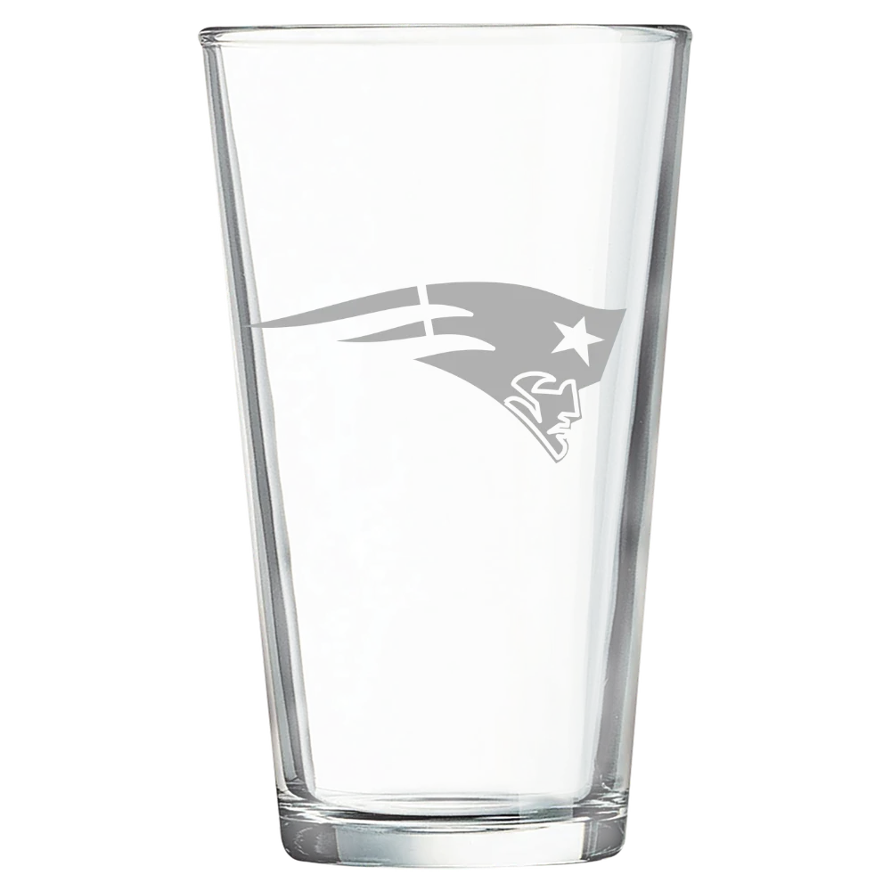 New England Patriots Polar Camel 16 oz. Pint Mixing Glass