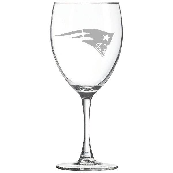 New England Patriots Polar Camel 10 1/2 oz. Wine Glass