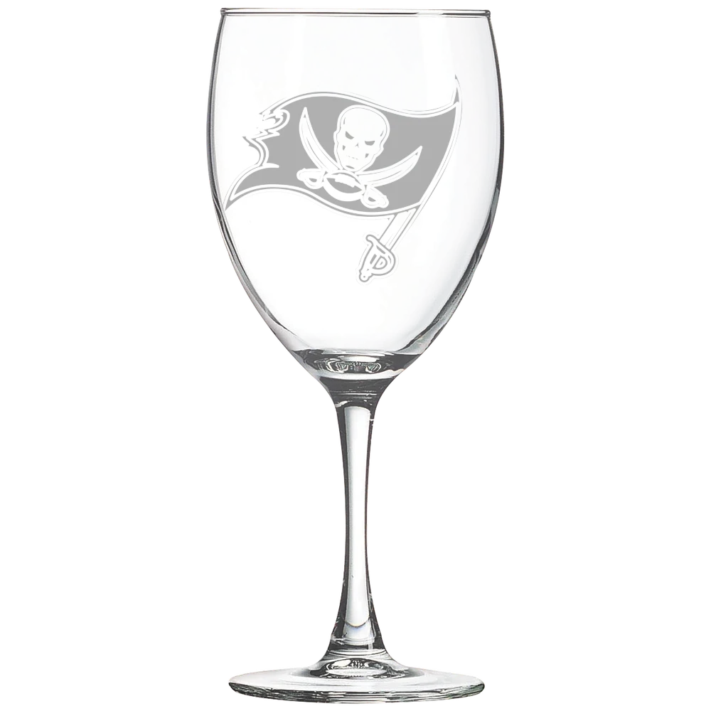 Tampa Bay Buccaneers Polar Camel 10 1/2 oz. Wine Glass
